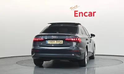 Audi A3 2022, 55787 км, за 16327.35 USD