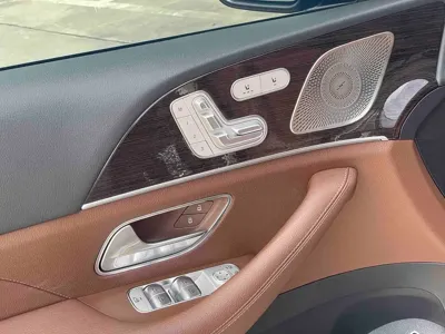 Mercedes-Benz 奔驰GLE(进口) 2024, 32000 км, за 69650.41 USD