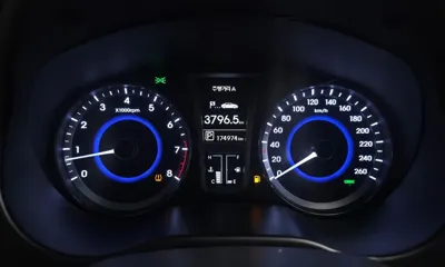 Hyundai Grandeur 2014, 174974 км, за 3311.26 USD - фото 8