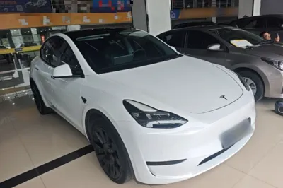 Tesla Model Y 2022, 90900 км, за 24665 USD