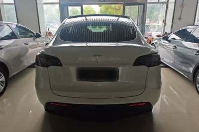 Tesla Model Y 2022, 90900 км, за 24665 USD