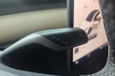 Tesla Model Y 2022, 90900 км, за 24665 USD - фото 16