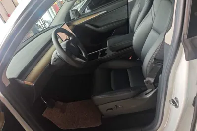 Tesla Model Y 2022, 90900 км, за 24665 USD - фото 17