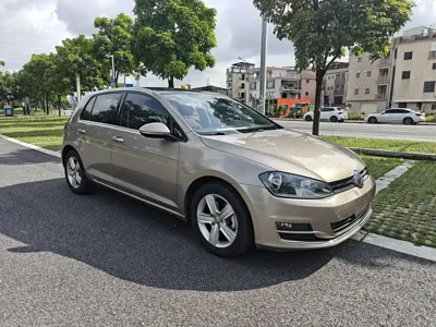 Volkswagen Golf 2015, 60000 км, за 4795.67 USD