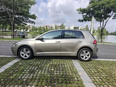 Volkswagen Golf 2015, 60000 км, за 4795.67 USD
