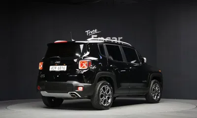 Jeep Renegade 2018, 23814 км, за 10467.09 USD
