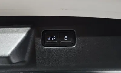 Hyundai Santafe 2024, 50521 км, за 18576.87 USD - фото 34