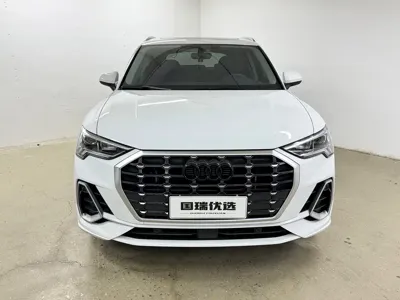 Audi Q3 2022, 27000 км, за 26456.23 USD