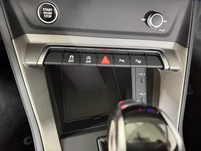 Audi Q3 2022, 27000 км, за 26456.23 USD - фото 20