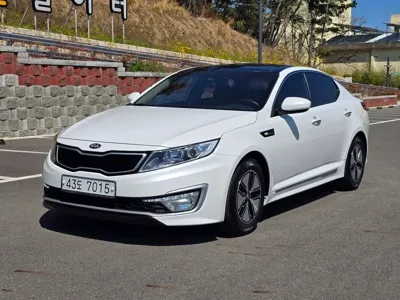 Kia K5 2013, 242800 км, за 2732.24 USD