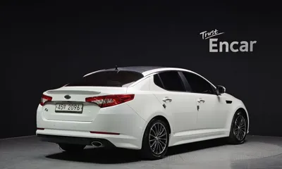 Kia K5 2012, 194264 км, за 2445.8 USD