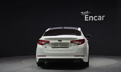 Kia K5 2012, 194264 км, за 2445.8 USD