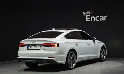 Audi A5 2019, 30345 км, за 17876.87 USD
