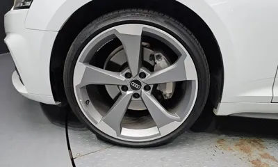 Audi A5 2019, 30345 км, за 17876.87 USD