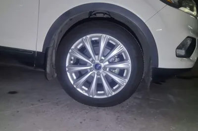 Ford Kuga 2017, 53200 км, за 7659 USD - фото 6