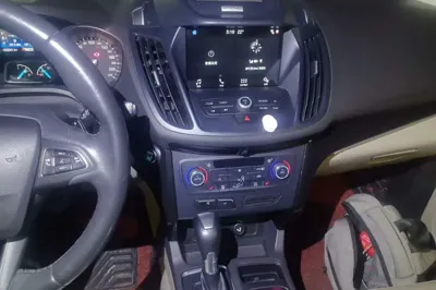 Ford Kuga 2017, 53200 км, за 7659 USD - фото 11