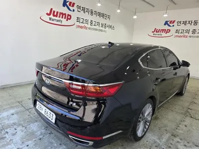 Kia K7 2016, 180825 км, за 5185.77 USD