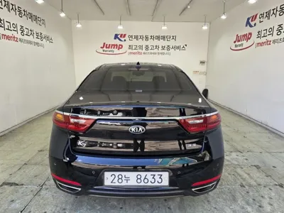 Kia K7 2016, 180825 км, за 5185.77 USD