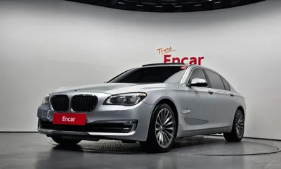 BMW 7-Series · 2013 год