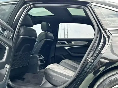 Audi A6L New Energy 2022, 58000 км, за 27878.04 USD