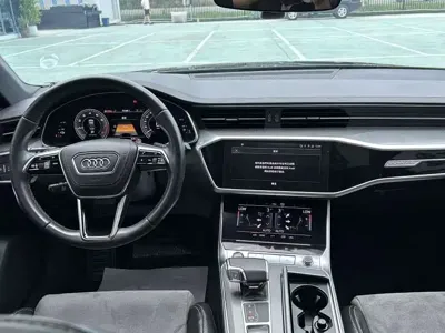 Audi A6L New Energy 2022, 58000 км, за 27878.04 USD