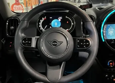 MINI Countryman 2024, 14242 км, за 25027.62 USD - фото 6
