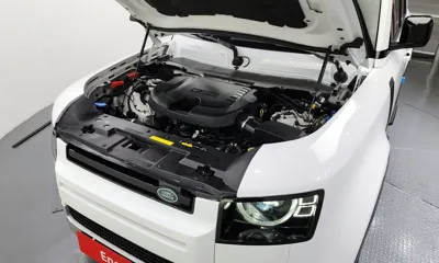 Land Rover Defender 2022, 104496 км, за 47615.85 USD - фото 6