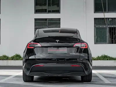 Tesla Model Y 2022, 47000 км, за 23513.38 USD - фото 6