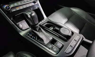 Hyundai Grandeur 2018, 189087 км, за 6078.62 USD - фото 9