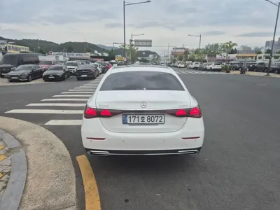 Mercedes-Benz E-Class 2024, 29648 км, за 42996.77 USD