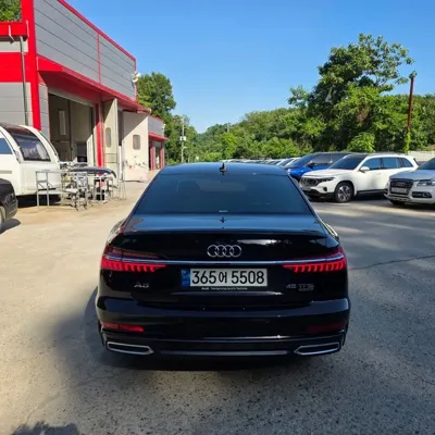 Audi A6 2021, 98752 км, за 15276.6 USD