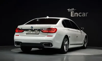BMW 7-Series 2018, 69035 км, за 27522.32 USD