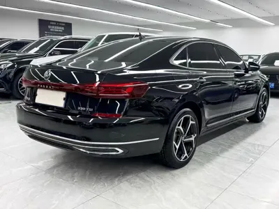 Volkswagen Passat 2023, 40000 км, за 18033.18 USD - фото 6
