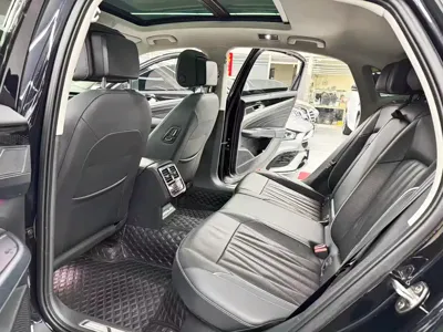 Volkswagen Passat 2023, 40000 км, за 18033.18 USD - фото 8