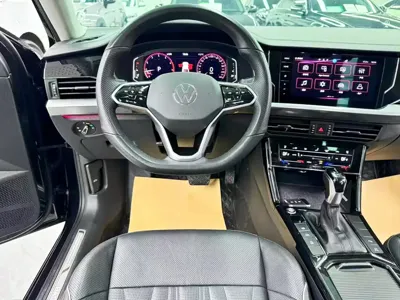 Volkswagen Passat 2023, 40000 км, за 18033.18 USD - фото 16