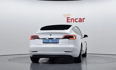 Tesla Model 3 2022, 33712 км, за 24039.1 USD