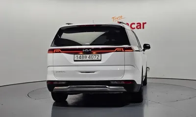 Kia Canival 2023, 97093 км, за 17263.85 USD