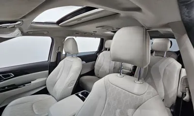 Kia Canival 2023, 97093 км, за 17263.85 USD - фото 19