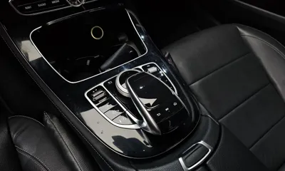 Mercedes-Benz E-Class 2017, 152541 км, за 11237.45 USD - фото 19