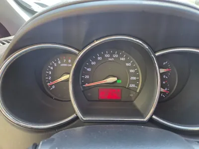 Kia Pride 2014, 96000 км, за 2605.86 USD
