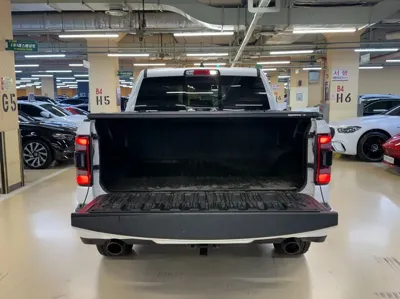 Dodge Ram Pick Up 2019, 79000 км, за 41279.32 USD - фото 9