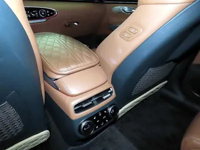 Genesis GV70 2023, 67492 км, за 24052.52 USD - фото 14