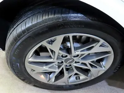Genesis GV70 2023, 67492 км, за 24052.52 USD - фото 20