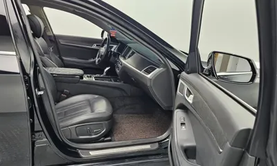 Hyundai Genesis 2016, 99539 км, за 9655.8 USD - фото 10