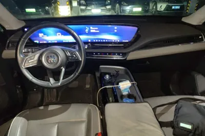 Buick E5 2023, 34700 км, за 17780 USD - фото 9