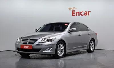 Hyundai Genesis · 2012 год