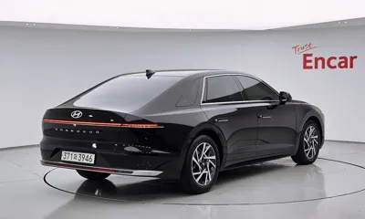 Hyundai Grandeur 2023, 83168 км, за 16588.62 USD