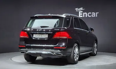 Mercedes-Benz GLE-Class 2016, 180111 км, за 12547.07 USD