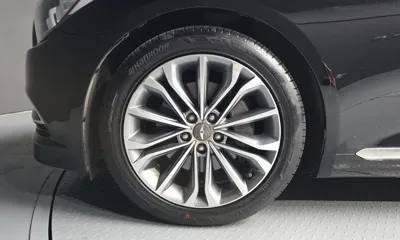 Hyundai Genesis 2016, 102058 км, за 6236.05 USD