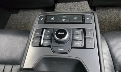 Hyundai Genesis 2016, 163594 км, за 6435.67 USD - фото 13